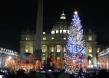 L'accensione dell'albero di Natale e l'inaugurazione del presepe a Piazza San Pietro