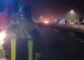 Grave incidente sull'A1, esplode autocisterna in prossimit&agrave; dell'Autogrill di Teano Ovest, code fino a 6 km da e per Napoli  - il VIDEO dell'esplosione