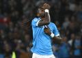 Il Napoli batte in rimonta il Genoa, 2-1 al Maradona