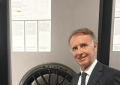 Pirelli riceve il Compasso d’Oro Internazionale ADI 2025 per il P Zero E, primo pneumatico premiato per il design della mobilità