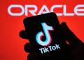 TikTok Usa, Trump annuncia slittamento vendita, 16 dicembre nuova scadenza: verso 80% a consorzio con a capo Oracle, 20% ad azionisti cinesi