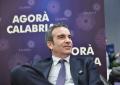 Roberto Occhiuto (cdx) riconfermato presidente della regione Calabria con il 57%, staccato Tridico (csx) al 41%, Tajani: "Successo di FI"