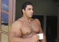 Il bodybuilder vegetariano Varinder Singh Ghuman morto per infarto durante un intervento per una lesione del bicipite, aveva 42 anni