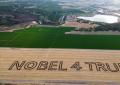 Israele, scritta "Nobel 4 Trump" su campo arato, il VIDEO girato da droni alla vigilia dell'assegnazione del premio e dopo "piano di pace"
