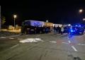 Pescara, 60enne uccisa a colpi di pistola dall'ex marito davanti al nipote 12enne, l'uomo arrestato dopo essersi barricato in un bar