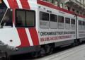 Milano, sui tram lo spot provocatorio di Save Group alla ricerca di personale: “Cerchiamo elettricisti, ma ci sono solo creativi e modelle?”