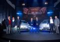 Geely Auto debutta in Italia, il gruppo cinese avvia l’espansione europea con due nuovi SUV elettrificati e un progetto culturale
