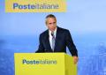 Poste Italiane rafforza la quota in TIM salendo al 27,32% con l’acquisto del 2,51% da Vivendi per 187 milioni di euro; superata la soglia OPA