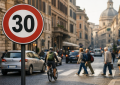 Roma, scatta limite velocit&agrave; 30 km/h in zona ztl Centro Storico da oggi 15 gennaio, tra un mese gli autovelox con multe da &euro;42 a &euro;543