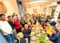 Milano, dal Libano del 1982 a oggi: una cena di solidariet&agrave; nel ristorante "La Meza", raccolti &euro;2610 per la Croce Rossa libanese