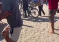 Gaza, raid Idf colpiscono civili palestinesi al cafè "Twix" di Al Zawayda nel centro della Striscia, 3 morti e decine di feriti - VIDEO