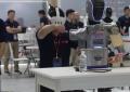 Dal calligrafo al cuoco, le abilità dei robot allo show di Taipei