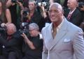 A Venezia The Rock ed Emily Blunt, red carpet "The Smashing Machine"