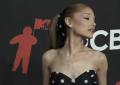 MTV Video Music Awards, trionfano Lady Gaga, Grande e Carpenter