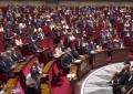 Francia, votata la sfiducia al governo di Francois Bayrou