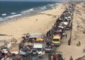 Palestinesi in fuga dall'assalto israeliano a Gaza City
