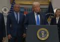 Trump scuote il mondo scientifico collegando autismo al paracetamolo
