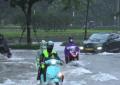 Hanoi inondata, il Vietnam devastato dal tifone Bualoi