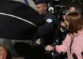 Gisèle Pelicot arriva tra gli applausi per il processo d'appello