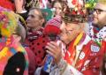 Germania, fra coriandoli e costumi al via il Carnevale di Colonia