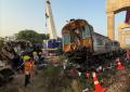 Thailandia, crolla una gru e fa deragliare treno: almeno 32 morti