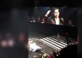 Mahmood in passerella a Parigi esegue un suo brano inedito