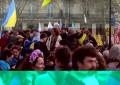 Ucraina, in migliaia sfilano a Parigi a 4 anni dall'invasione russa