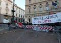 Corteo  pro Palestina libera, davanti al teatro alla Scala di Milano, con il presidio per il mondo dello spettacolo organizzato dalla Cgil