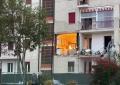 Rivarolo Canavese (TO), esplosione in appartamento al secondo piano di palazzina dovuta a fuga di gas, 2 coniugi feriti, grave la moglie - VIDEO