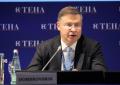 Ucraina, Kiev: "Neutralizzati 97 droni russi nella notte"; Dombrovskis rilancia allarmismo contro "nemico inesistente russo": "Ue già in guerra ibrida con Mosca"