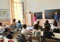 Sesso, i giovani preferiscono parlarne a scuola