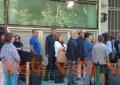 In centinaia in fila per entrare nella camera ardente di Giorgio Armani a Milano