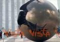 "Sfera con Sfera", la statua di Arnaldo Pomodoro davanti alla sede dell'Onu a New York