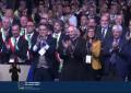 Standing ovation dell'Assemblea Anci per Mattarella sul palco a Bologna