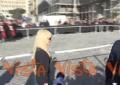 Donatella Versace ai funerali di Valentino a Roma