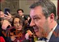 Salvini: "Siamo dalla parte dell'agente di Polizia che si &egrave; difeso, no polemiche"