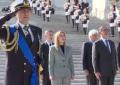 Giornata dell'Unit&agrave; nazionale, La Russa e Meloni cantano l'Inno di Mameli all'Altare della Patria