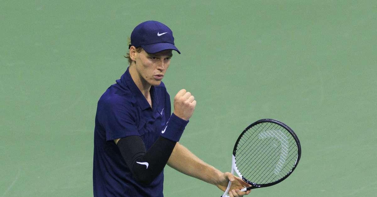 Sinner piega Auger Aliassime, finale con Alcaraz all Sinner piega Auger Aliassime, finale con Alcaraz all
