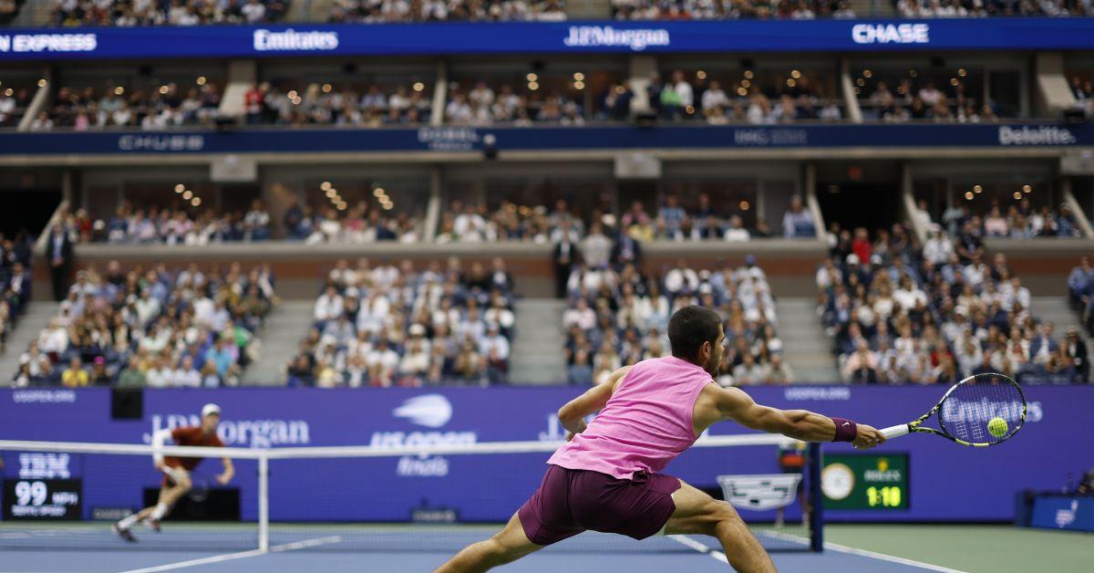 Alcaraz batte Sinner, vince gli Us Open e vola sulla vetta Atp Alcaraz batte Sinner, vince gli Us Open e vola sulla vetta Atp