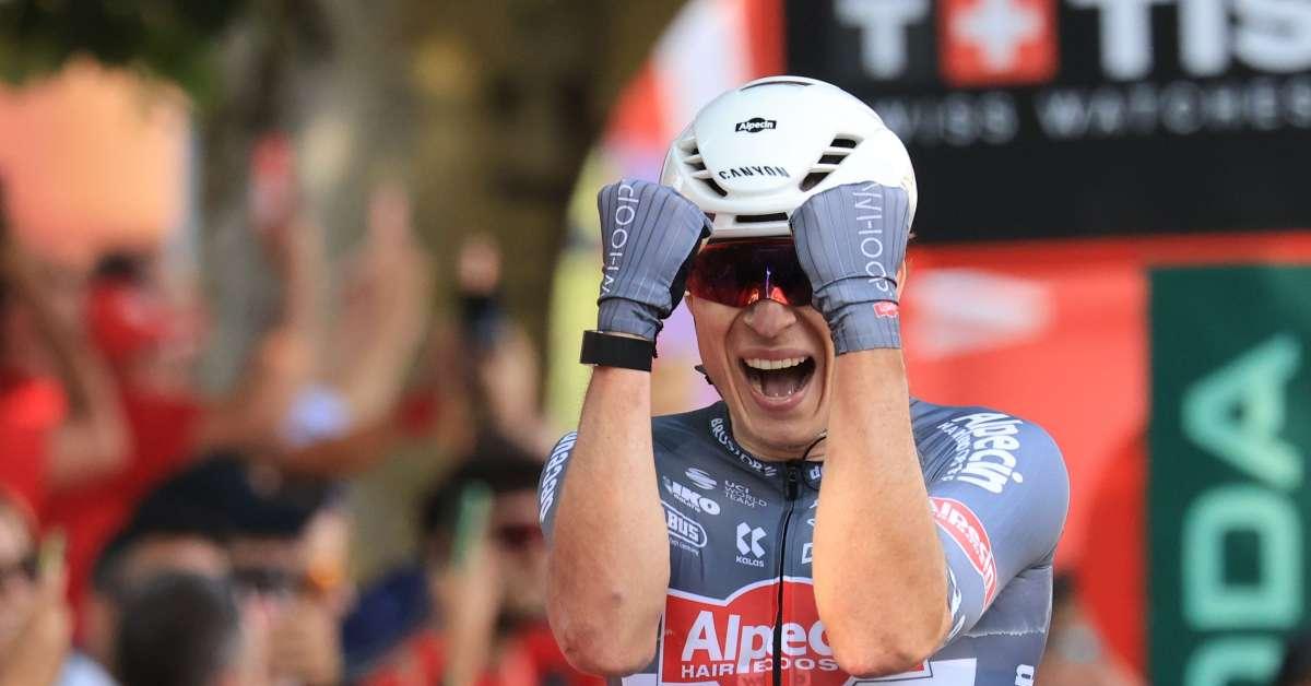 Terza volata vincente di Philipsen alla Vuelta 2025