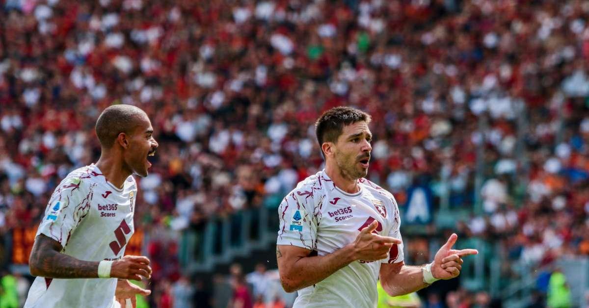 Simeone regala i tre punti al Toro, Roma ko all Simeone regala i tre punti al Toro, Roma ko all