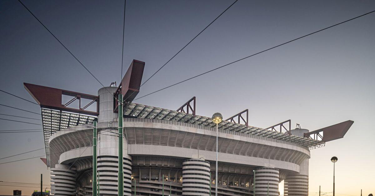 dal consiglio comunale l ok per la vendita di san siro ai club