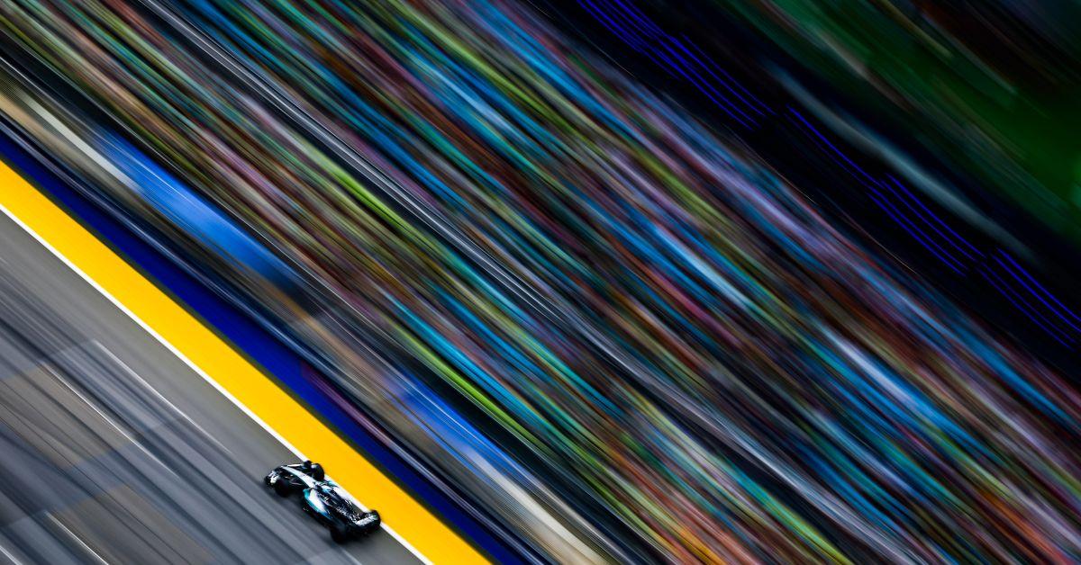 Russell in pole a Singapore davanti a Verstappen, Hamilton 6°