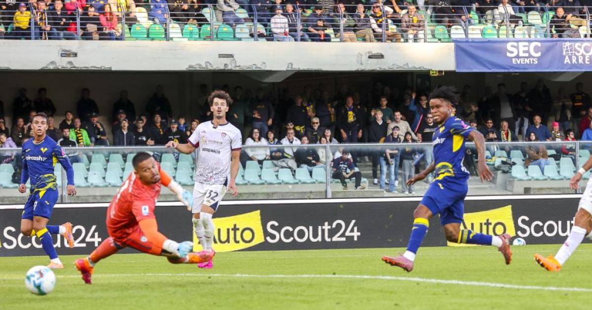 Verona avanti di due reti raggiunto dal Cagliari, finisce 2 2 Verona avanti di due reti raggiunto dal Cagliari, finisce 2 2