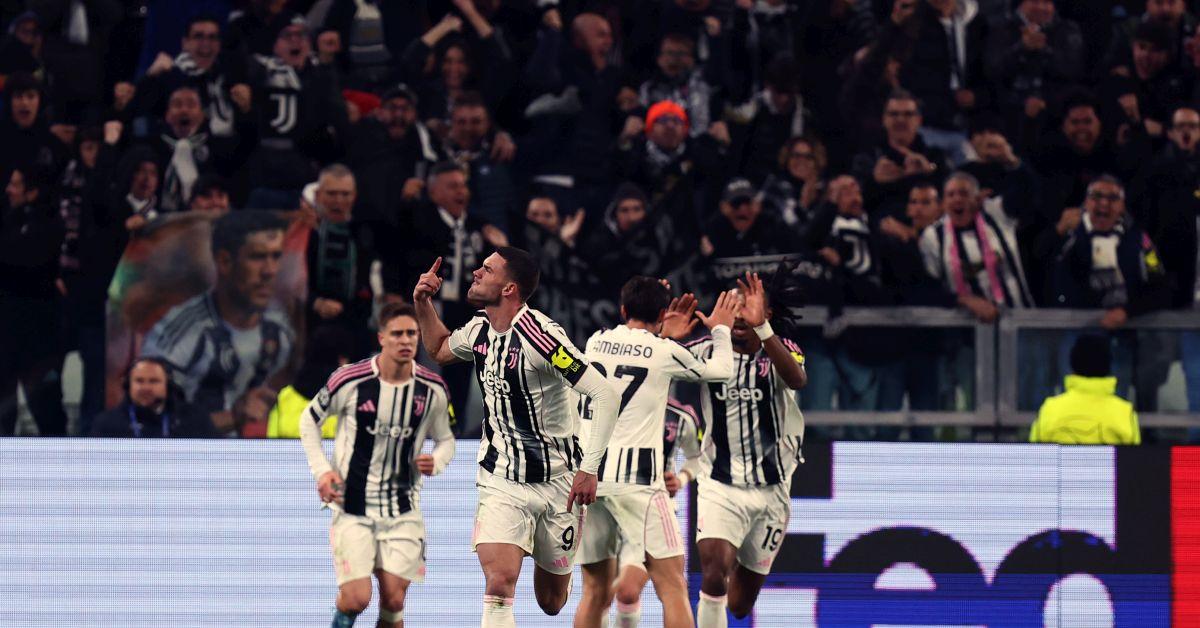 Juventus Sporting Lisbona 1 1, Vlahovic risponde ad Araujo Juventus Sporting Lisbona 1 1, Vlahovic risponde ad Araujo