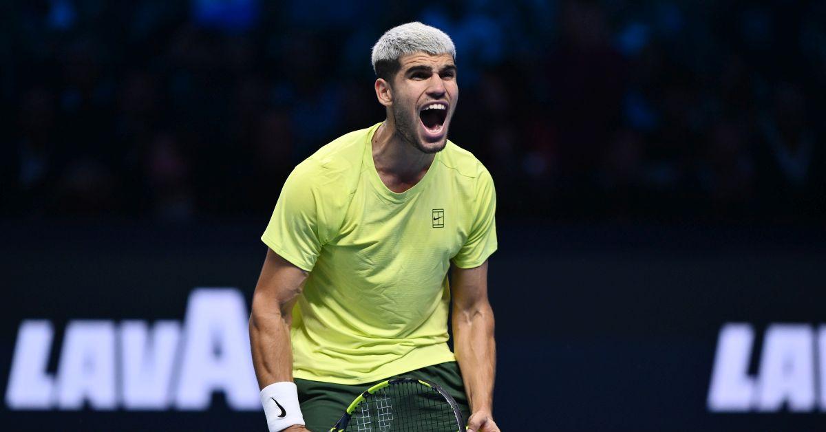 Alcaraz batte Auger Aliassime, finale contro Sinner alle Atp Finals