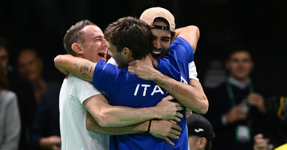 l italia di davis batte il belgio 2 0 e vola in finale