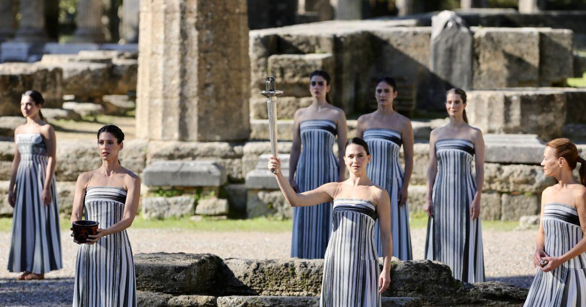 Accesa a Olimpia la fiamma olimpica di Milano Cortina 2026 Accesa a Olimpia la fiamma olimpica di Milano Cortina 2026