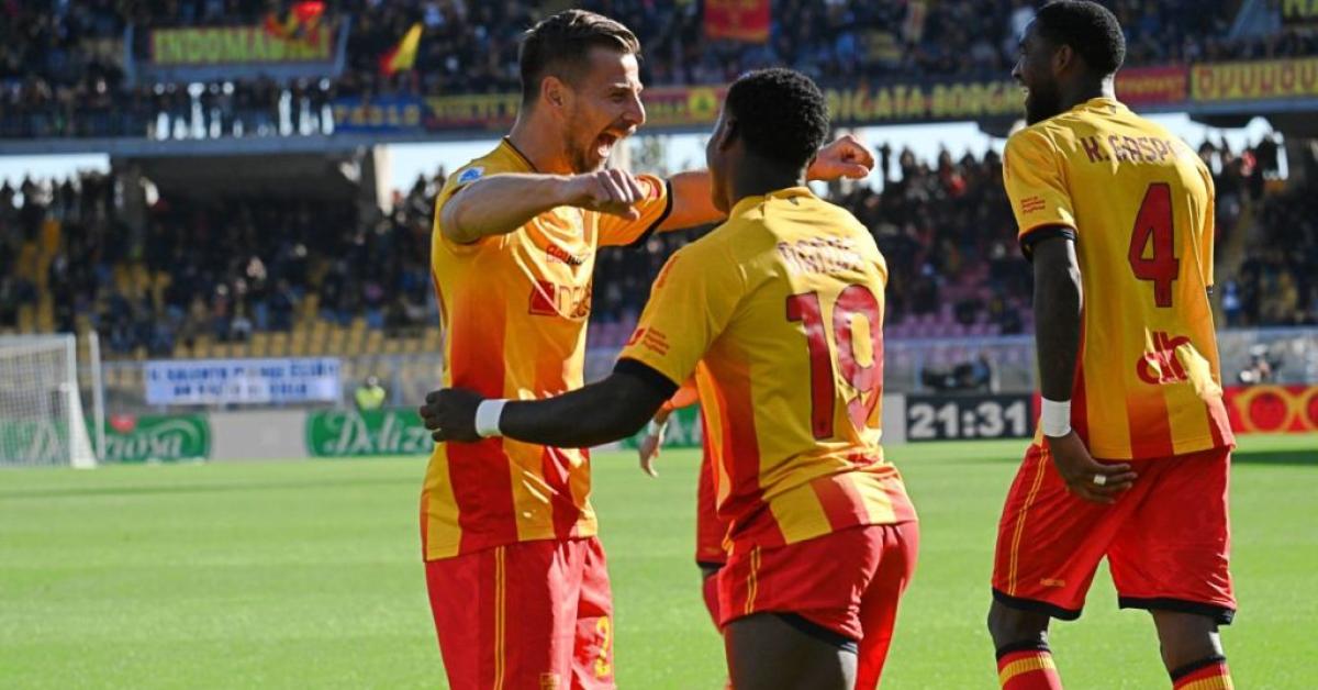 Il Torino si sveglia tardi e sbaglia un rigore, il Lecce vince 2 1 Il Torino si sveglia tardi e sbaglia un rigore, il Lecce vince 2 1