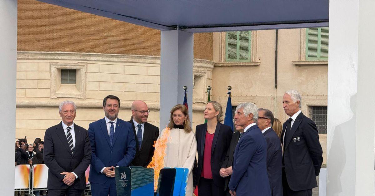 mattarella accende il braciere di milano cortina 2026